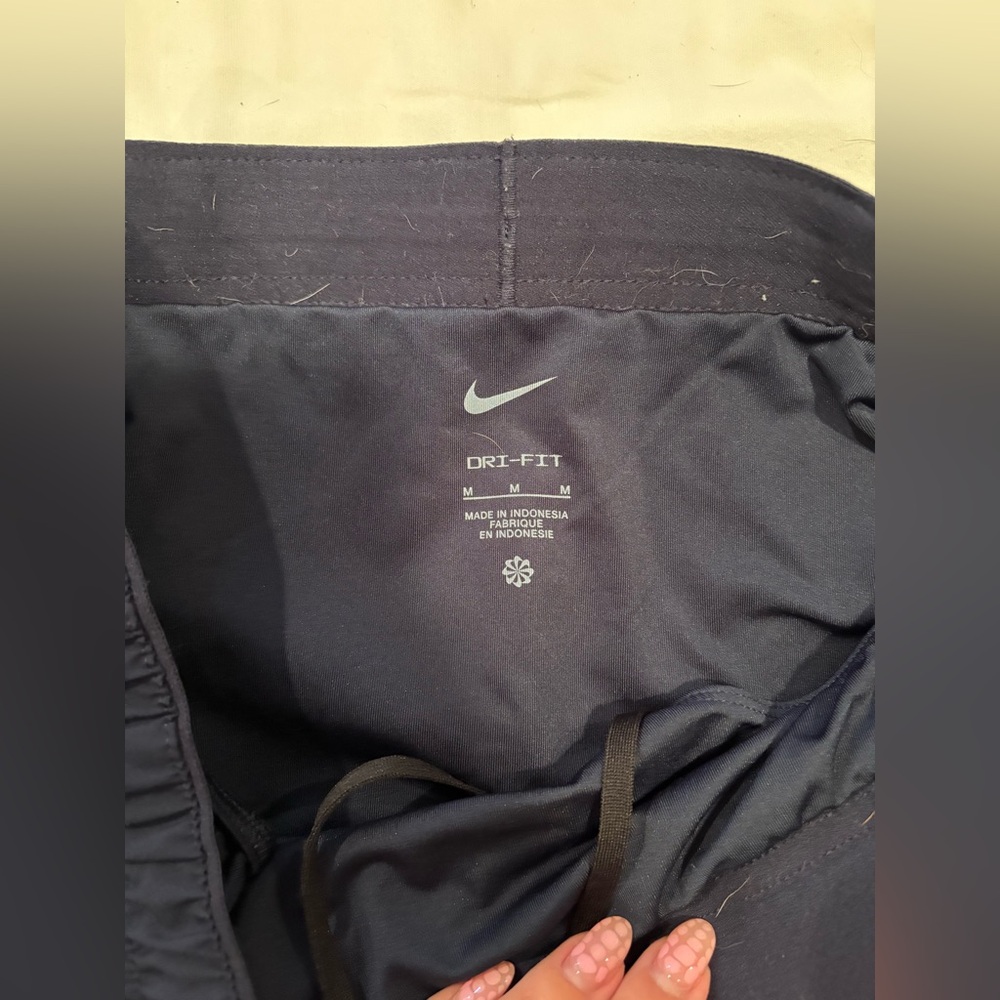 Nike Men's Dri-FIT Challenger Shorts 7”
Selling as a pair! - Picture 6 of 6